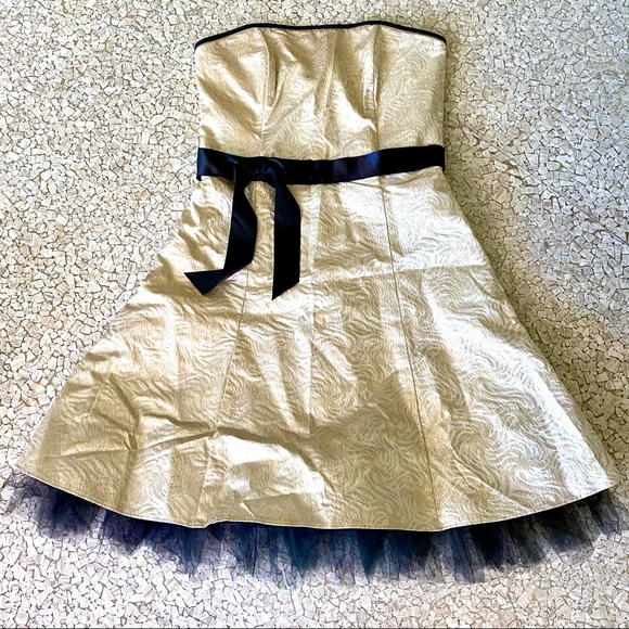 Gunne Sax mini cream with gold metallic brocade w/ black trim party dress prom - Picture 2 of 9
